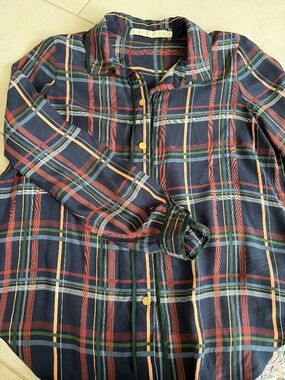 Marie Oliver 100% Silk button down size M